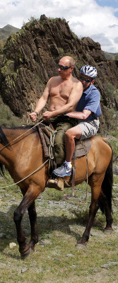 130915-putin-obama-horse.jpg