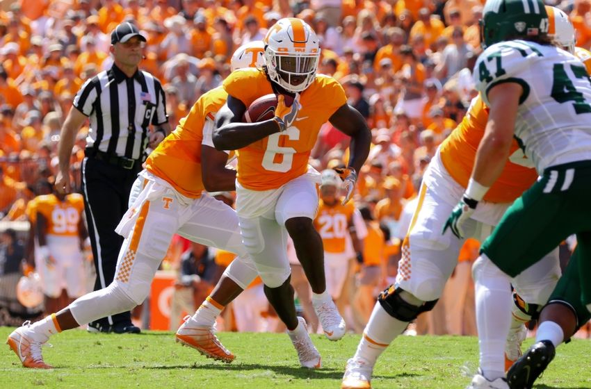 9544890-ncaa-football-ohio-tennessee-850x560.jpg