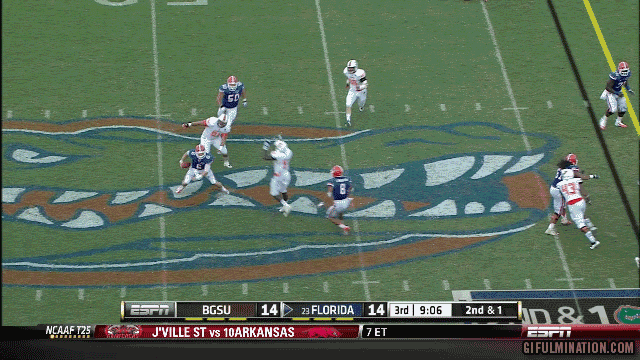 bowling-green-state-football-players-sack-each-other-vs-florida-gators.gif