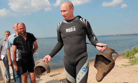 Vladimir-Putin-carries-ur-007.jpg
