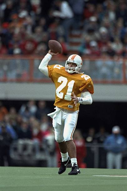 college-football-tennessee-qb-heath-shuler-in-action-making-pass-vs-picture-id81862352