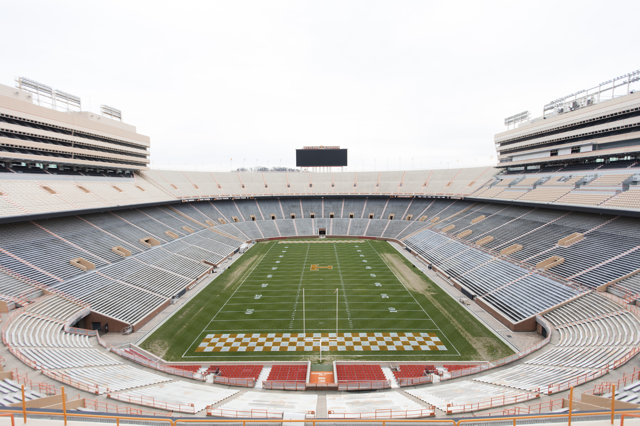 Neyland-Stadium-Tour-3_abc15514-5056-a348-3a824d887345e5a7.jpg