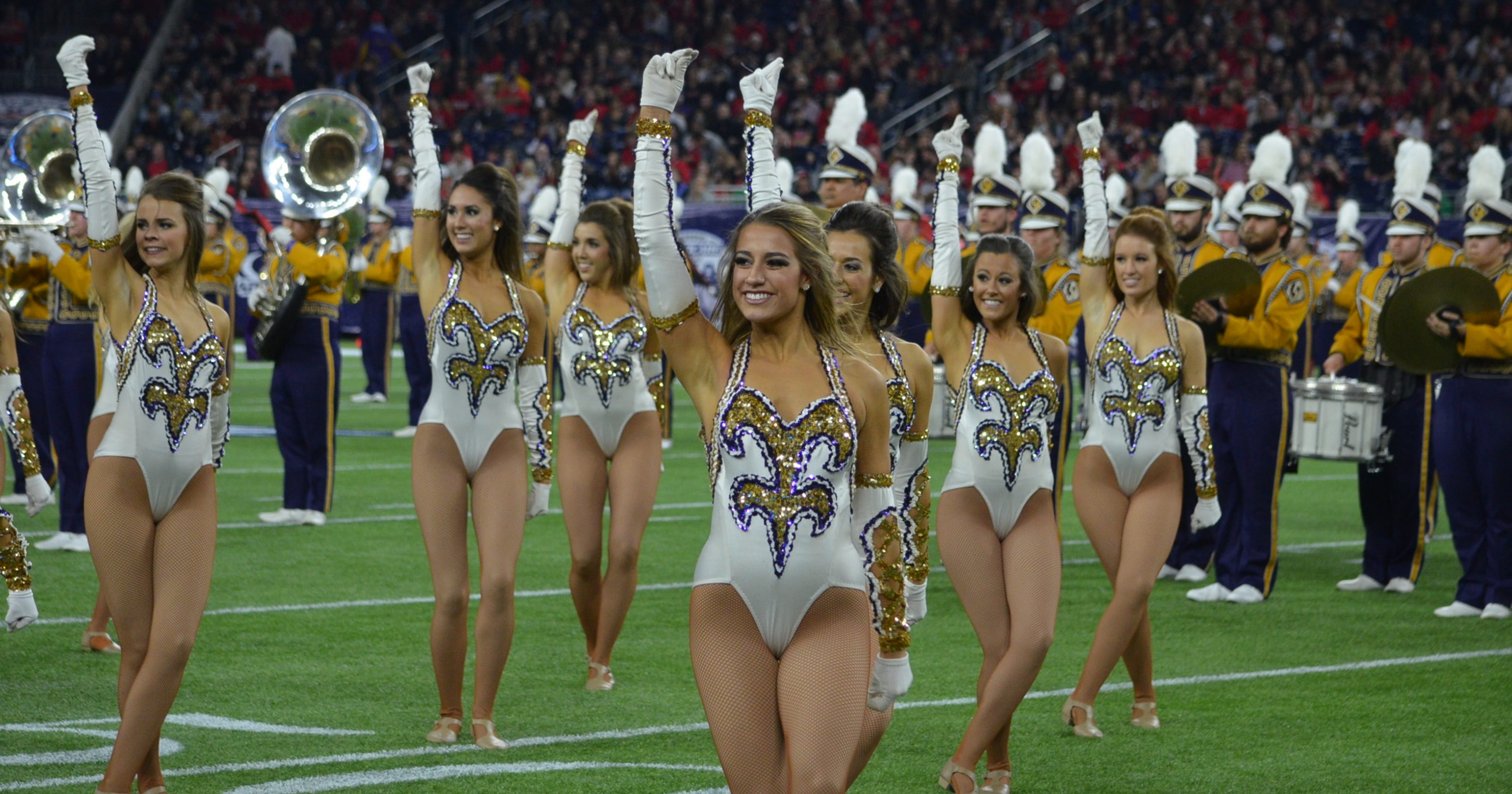 635870635897140577-LSU-at-Texas-Bowl-B-556-.JPG