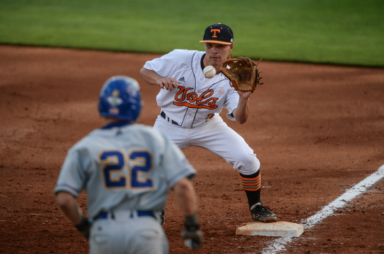 Photo UTSports Vol_baseball