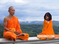 Smokey-Monk-Meditating.jpg