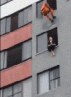 1541854215604.gif