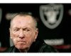 28043943-oakland-raiders.jpg