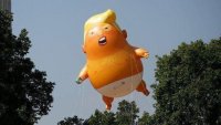 ct-met-baby-trump-balloon-womens-march-20180924.jpg