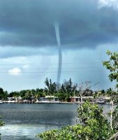 waterspout 2.jpg