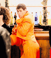 14qg4oDG8LSXAs.gif