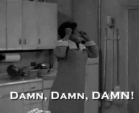When-you-realize-the-weekend-is-over-and-Monday-is-almost-here.gif