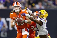 Clemson-Pulls-off-Wild-Trick-Play-to-Extend-Lead-vs.-LSU-WATCH.jpg