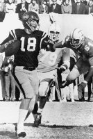 archie-manning-scrambles.jpg