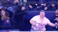 J0ySNzZ5APILC.gif
