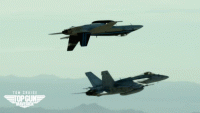 flying-jets-top-gun-maverick.gif