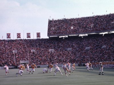 clemson_punt.jpg clemson_punt.jpg