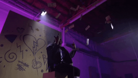 giphy.gif