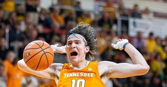 Fulkerson cheers Vols over KY 81-73_3March2020.jpg