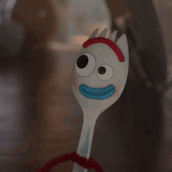 toy-story-forky-fake-smiling-7uxxafygwsjmeosf-1301044056.gif