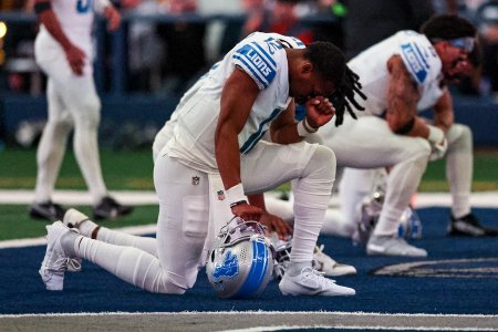 hooker prays.jpg hooker prays.jpg
