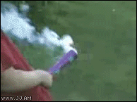 Roman-candle-fireworks-launch-1958869087.gif