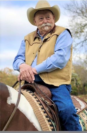 Barry Corbin, Texas cowboy 2023.jpg