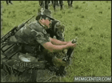 1755617093142.gif
