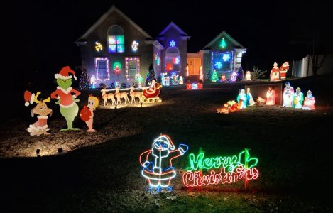 Christmas whole house.jpg