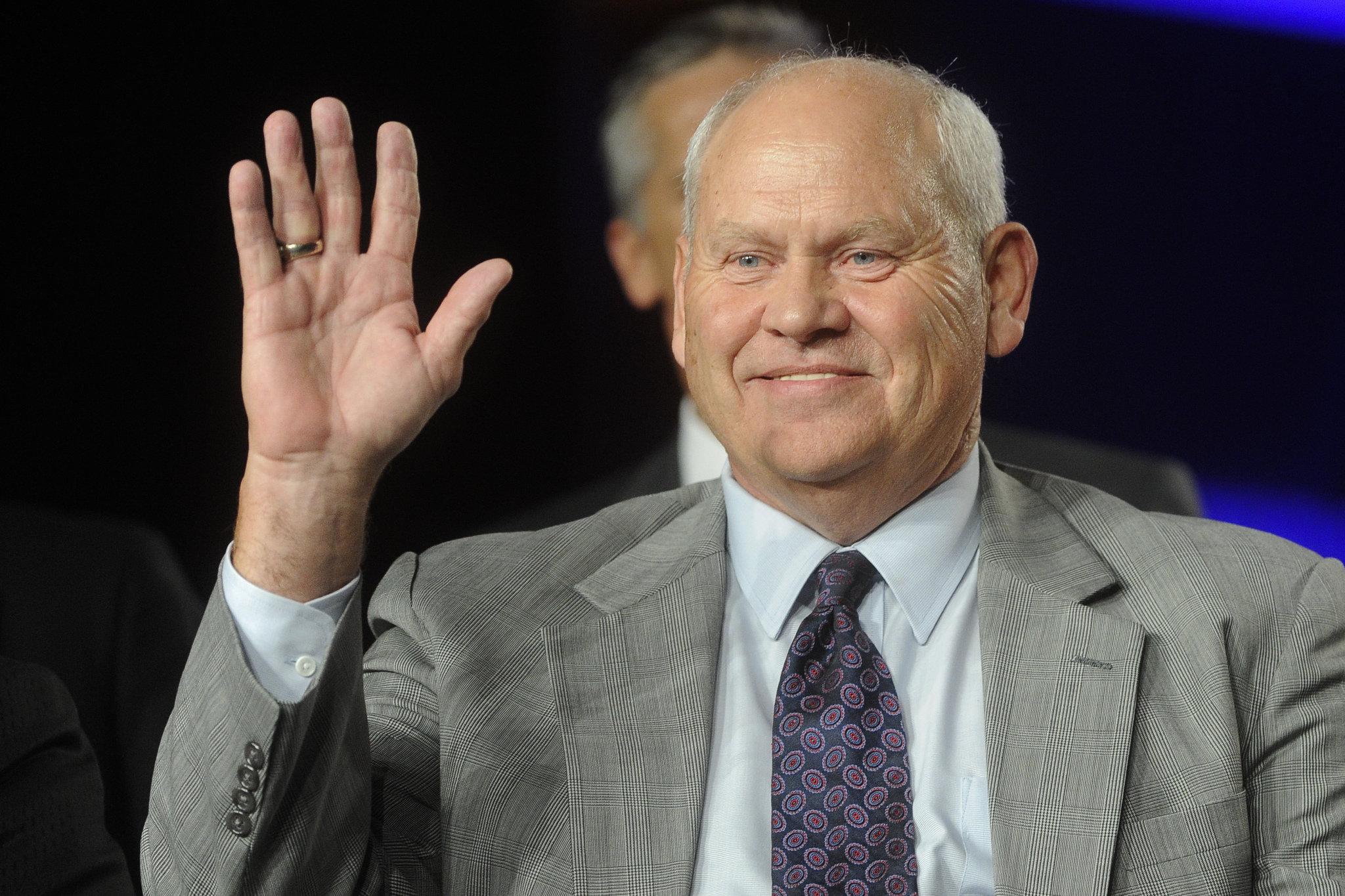 phillip-fulmer-5186fd3fc91f9985.jpg