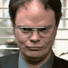 sigh-dwight-schrute-gekg1h8gigzijpf3.gif