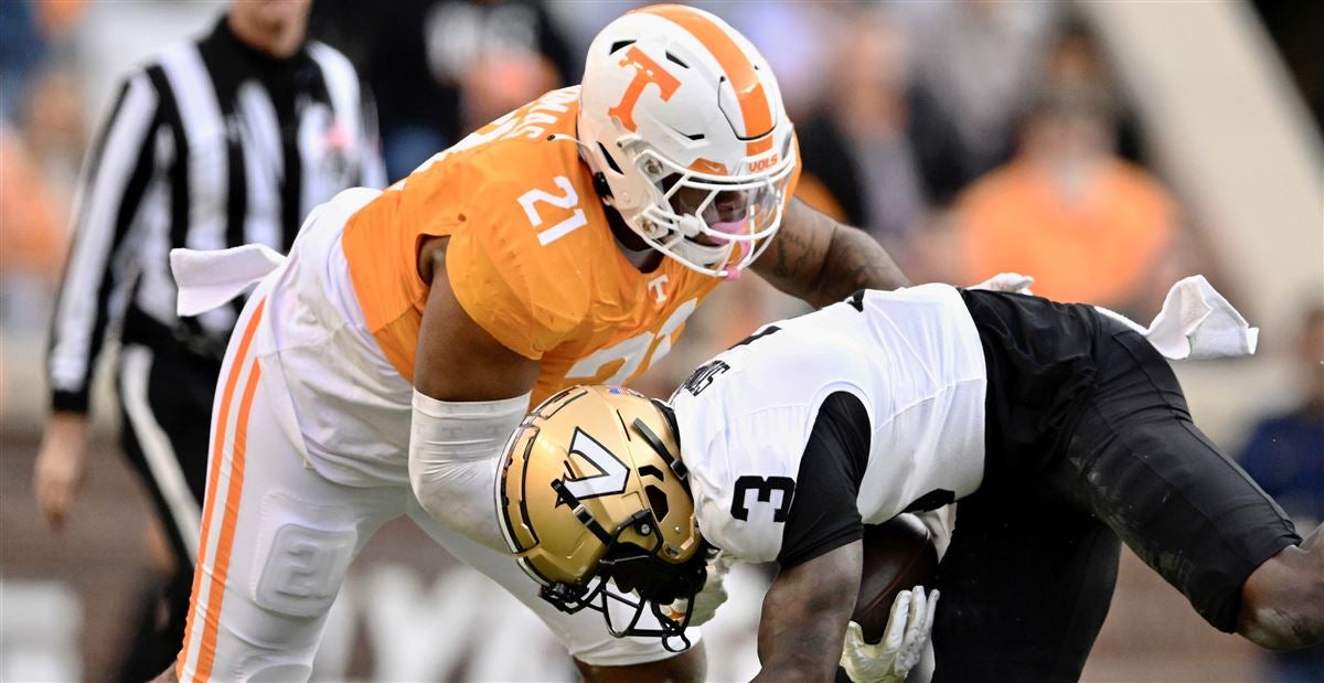 Tennessee's 2023 starters on defense – who's gone and who's back?