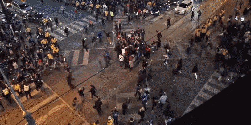 fa7713236ba1cf4c6e7e95a5852ea4e0.gif