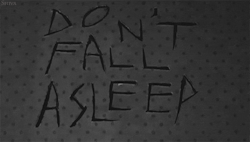 tumblr_ma54eslzub1rsua6to1_250.gif