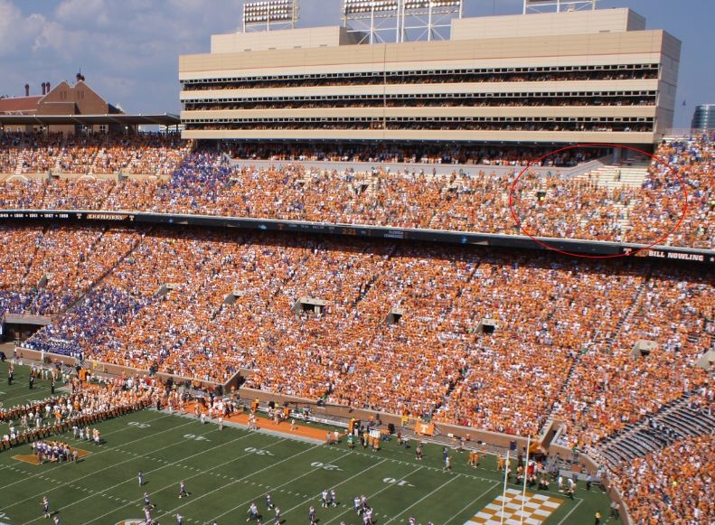 https://www.volnation.com/forum/proxy.php?image=http%3A%2F%2Fi1167.photobucket.com%2Falbums%2Fq639%2Fhappyscrappy%2Fneyland_empty_section_2_zpsfg5hgcmi.jpg&hash=4de5ab2805ed36cd67ae1e3b163ee057