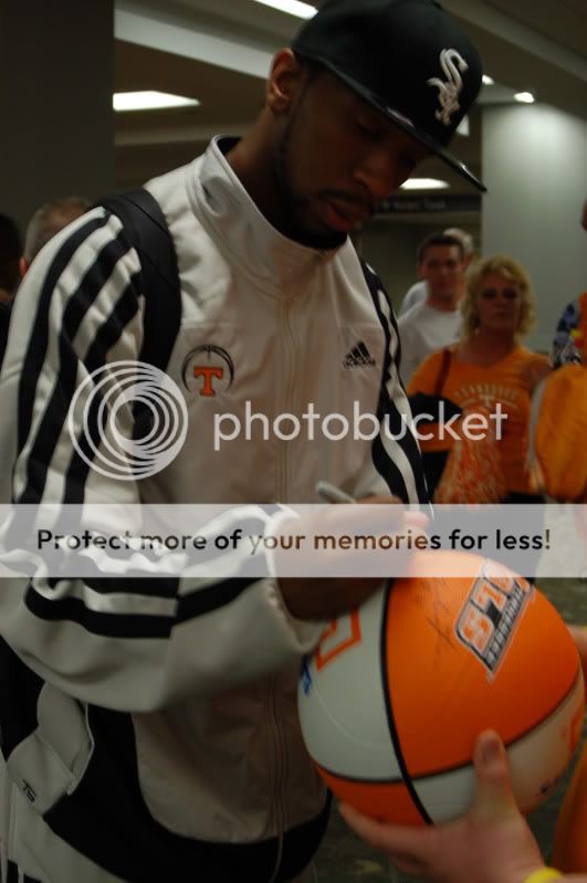 JAN262010VIDEONPICS164.jpg