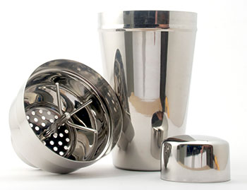 cosmo_shaker_with_ice_chipping_tines.jpg