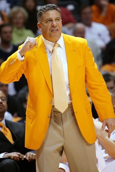 tenessee-bruce-pearl.jpg