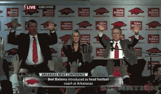bielema-calling-the-hogs.gif