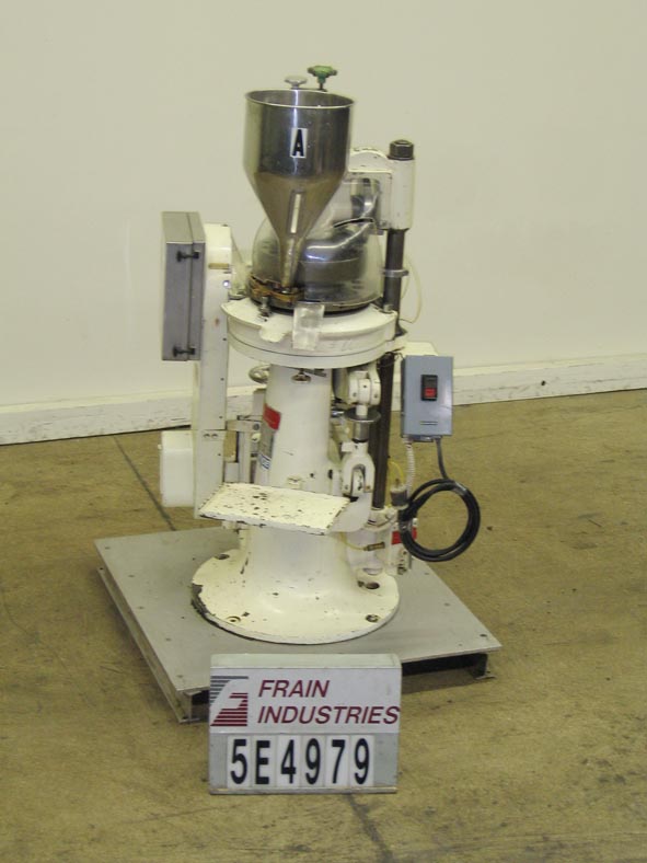 5E4979.jpg