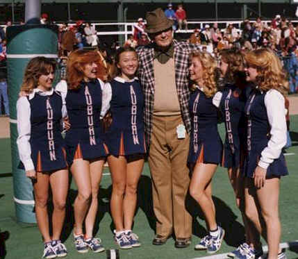bearbryantauburncheerleaders.jpg