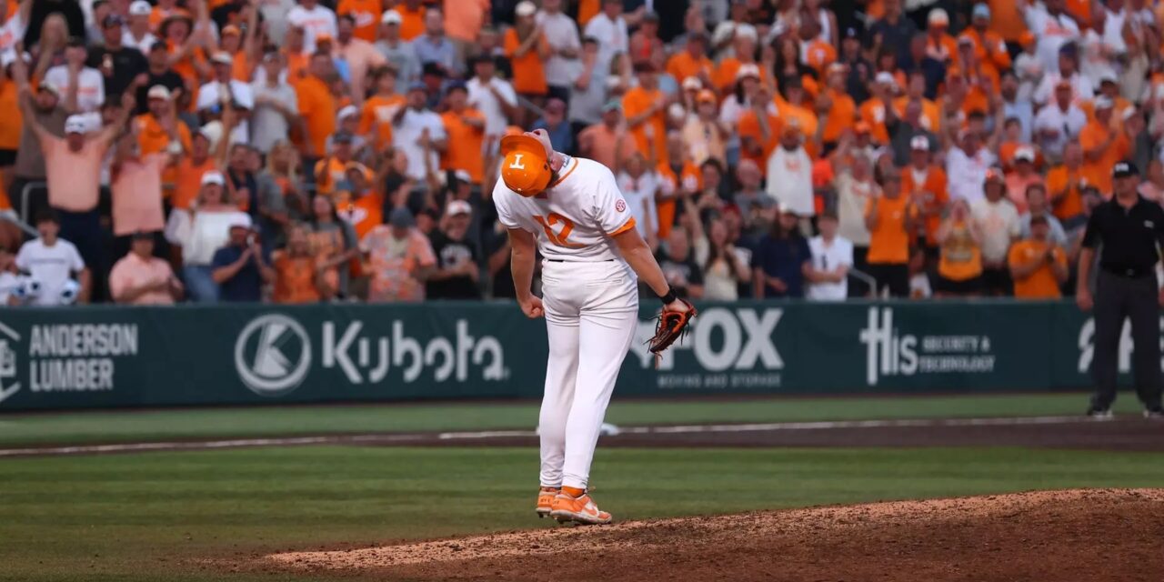 Tennessee wallops Wake, earns Super opportunity