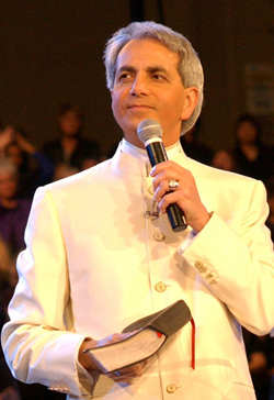 benny_hinn_111.jpg