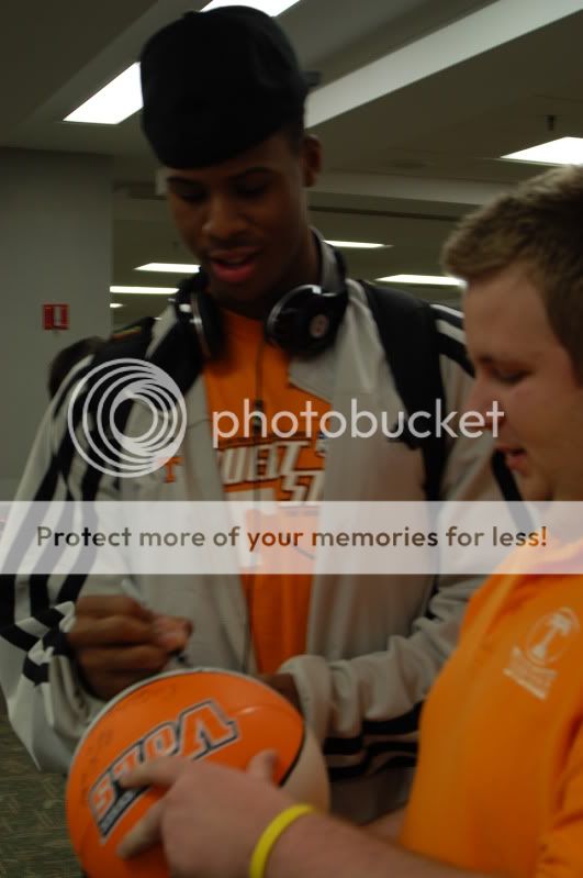 JAN262010VIDEONPICS167.jpg