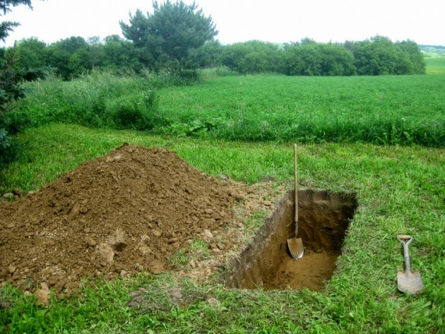 Open+grave.jpg