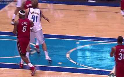 lebron-james-flop-mavericks.gif