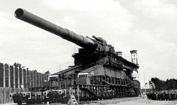 schwerer-gustav-head-725503.jpg