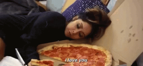pizzahug.gif