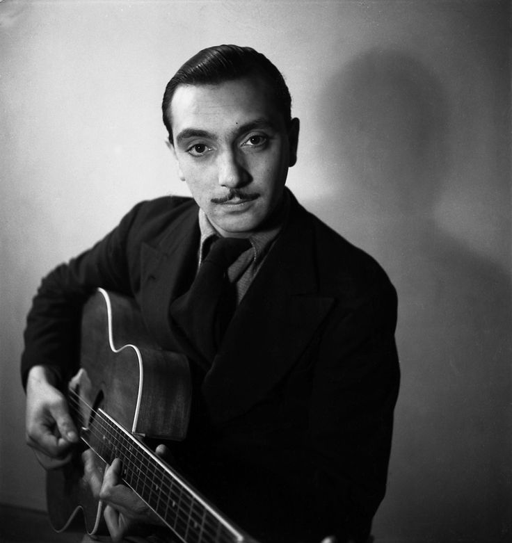 14208c01f54c669094a69a9c102f1b70--django-reinhardt-romani.jpg