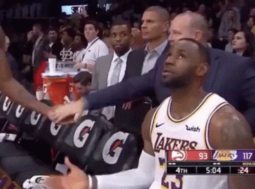 lebron-james-high-five.gif