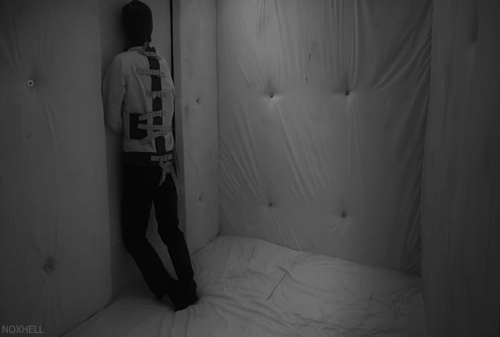 tumblr_nh8c1mTMBN1td9mxco3_500.gif